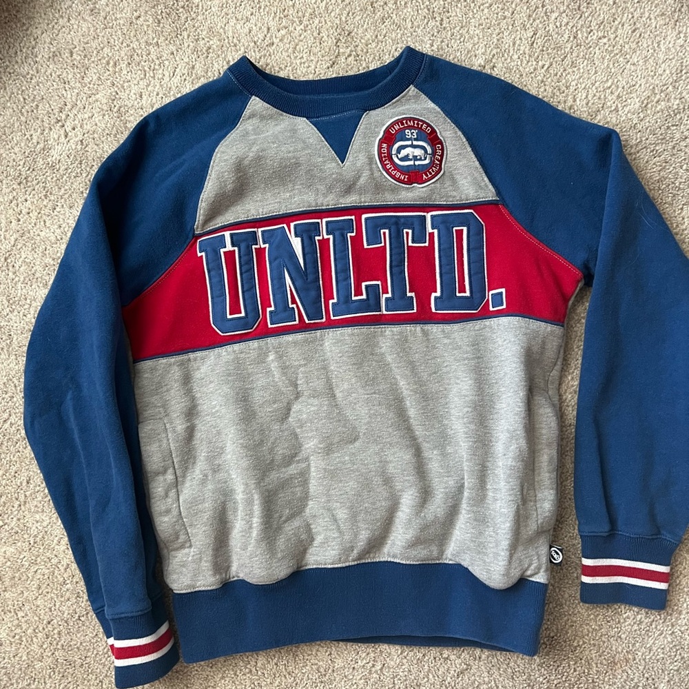 Ecko sweater